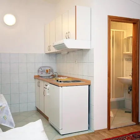 Studio Drvenik Gornja Vala 4890e 아파트 *